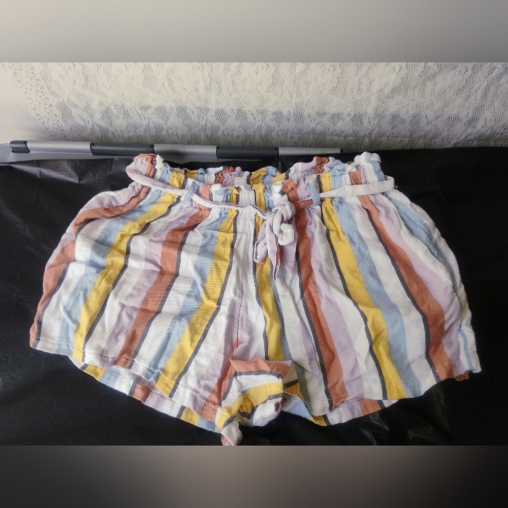 Hollister Women's High Waist Striped Shorts - Multicolor Sz S Boho ISO